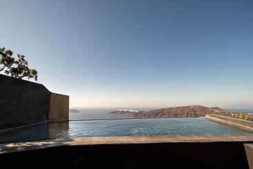 هتل Andronis Concept Wellness Resort