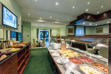 هتل Bellevue Ski & Relax   Half Board