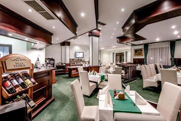 هتل Bellevue Ski & Relax   Half Board