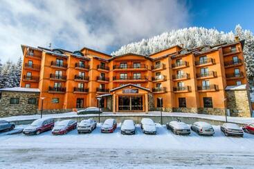 هتل Bellevue Ski & Relax   Half Board