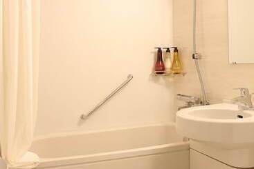 هتل Best Western Sapporo Odori Koen