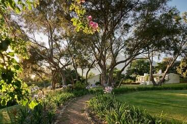 هتل Boschendal Farm Estate