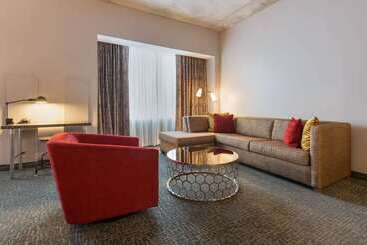 Cambria Hotel Nashville Downtown