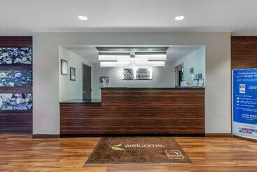 هتل Comfort Inn St Louis Airport