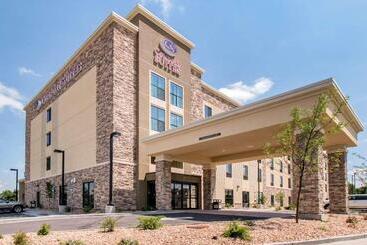 هتل Comfort Suites Denver Near Anschutz Medical Campus