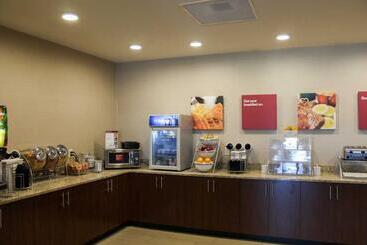 هتل Comfort Suites Denver Near Anschutz Medical Campus