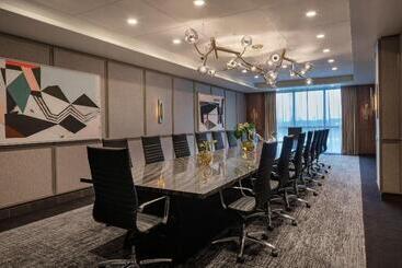 هتل Element Fort Lauderdale Downtown