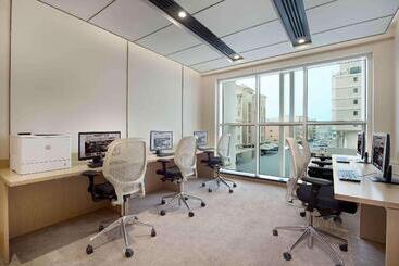 هتل Hilton Garden Inn Al Khobar