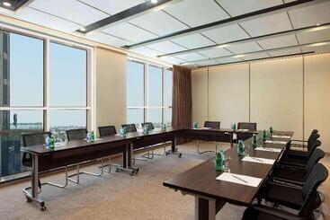 هتل Hilton Garden Inn Al Khobar
