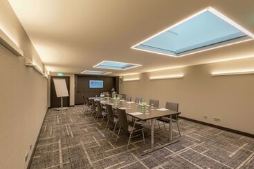 هتل Hilton Garden Inn Frankfurt City Centre