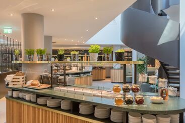 هتل Hilton Garden Inn Frankfurt City Centre