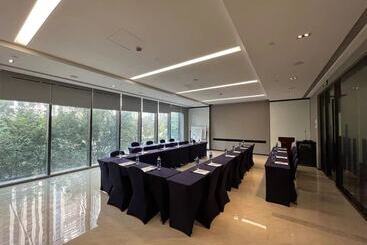 هتل Holiday Inn Express Fuzhou Downtown, An Ihg