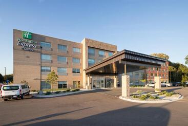 هتل Holiday Inn Express & Suites   Kalamazoo West, An Ihg