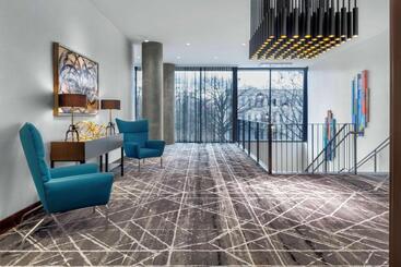 هتل Hyatt Place Athens/downtown