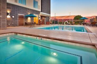 هتل Hyatt Place St George/convention Center