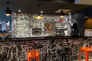 هتل Ibis Iquique