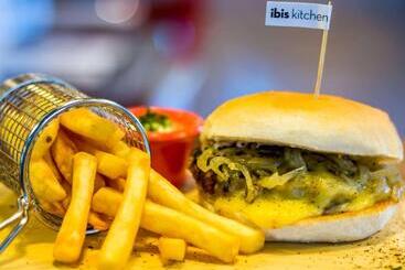 هتل Ibis Iquique