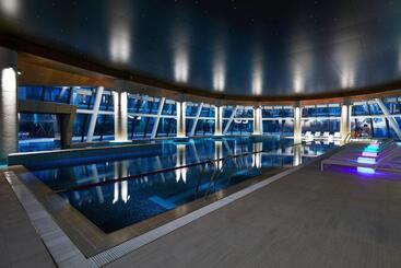 هتل Marriott Jeju Shinhwa World
