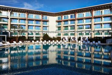 هتل Marriott Jeju Shinhwa World