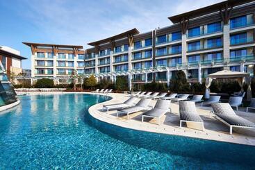 هتل Marriott Jeju Shinhwa World