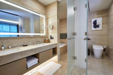 هتل Marriott Jeju Shinhwa World