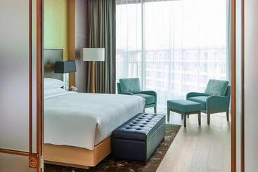 هتل Marriott Jeju Shinhwa World