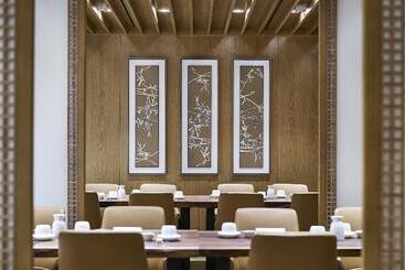 هتل Marriott Jeju Shinhwa World