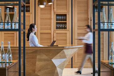 هتل Marriott Jeju Shinhwa World