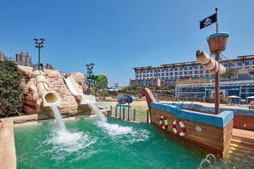 هتل Marriott Jeju Shinhwa World