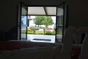 هتل Landers Bay Resort & Spa Fiji   Adults Only