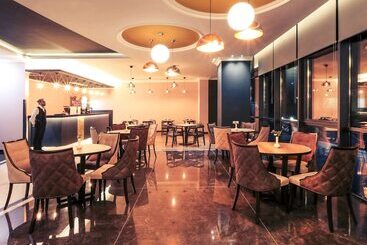هتل Mercure Tetovo
