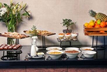 هتل Mercure Tetovo