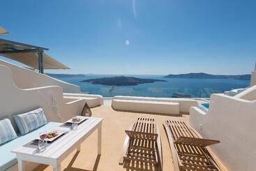 هتل On The Cliff