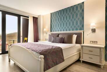 هتل Ramada By Wyndham Giresun Piraziz