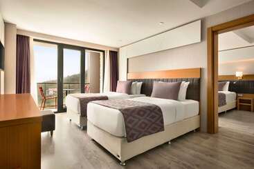 هتل Ramada By Wyndham Giresun Piraziz