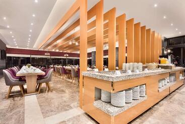 هتل Ramada By Wyndham Giresun Piraziz