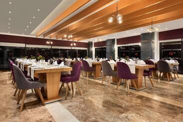 هتل Ramada By Wyndham Giresun Piraziz