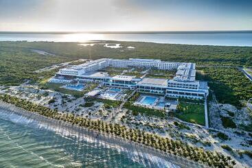 هتل Riu Palace Costa Mujeres - All Inclusive