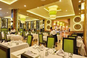 هتل Riu Palace Costa Mujeres - All Inclusive