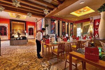 هتل Riu Palace Costa Mujeres - All Inclusive