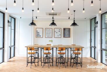 هتل Saturdays Residence By Brown Starling