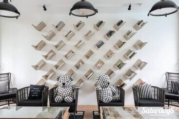 هتل Saturdays Residence By Brown Starling