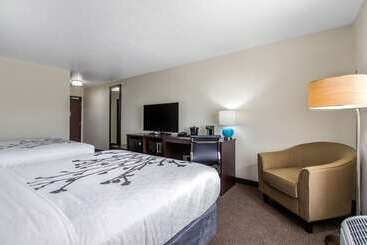 هتل Sleep Inn & Suites Ankeny  Des Moines