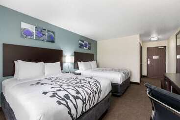 هتل Sleep Inn & Suites Ankeny  Des Moines