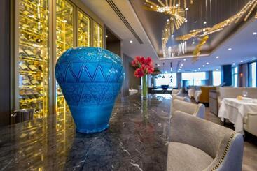 The Alexander, A Luxury Collection Hotel, Yerevan