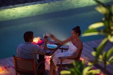 هتل The Tamarind Resort Nusa Lembongan