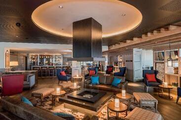 هتل The William Inglis Mgallery
