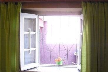 הוסטל Hostal La Antigua