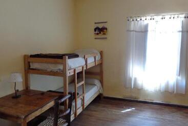 הוסטל Hostal La Antigua