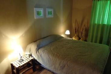 הוסטל Hostal La Antigua